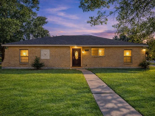 11503 High Star Dr, Houston, TX 77072