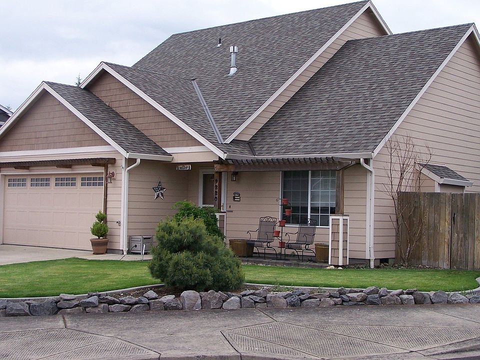 1st image of 9220 NE 91st St