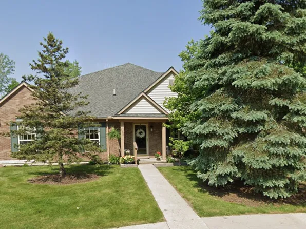 4043 Stonebridge Dr, Holly, MI 48442