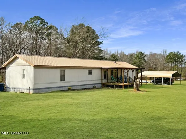 1884 Ranchtown Rd, Hickory Flat, MS 38633