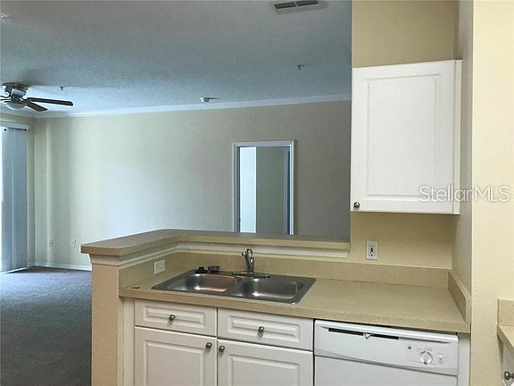 4th image of 18001 Richmond Place Dr APT 821