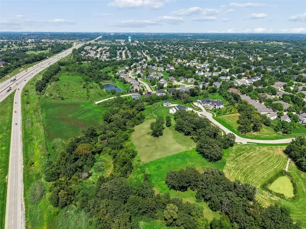 5088 Grand Ridge Dr, West Des Moines, IA 50265