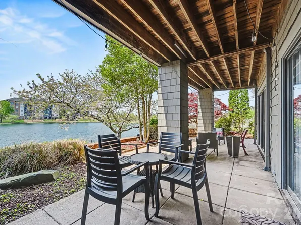 9041 J M Keynes Dr Unit 1, Charlotte, NC 28262