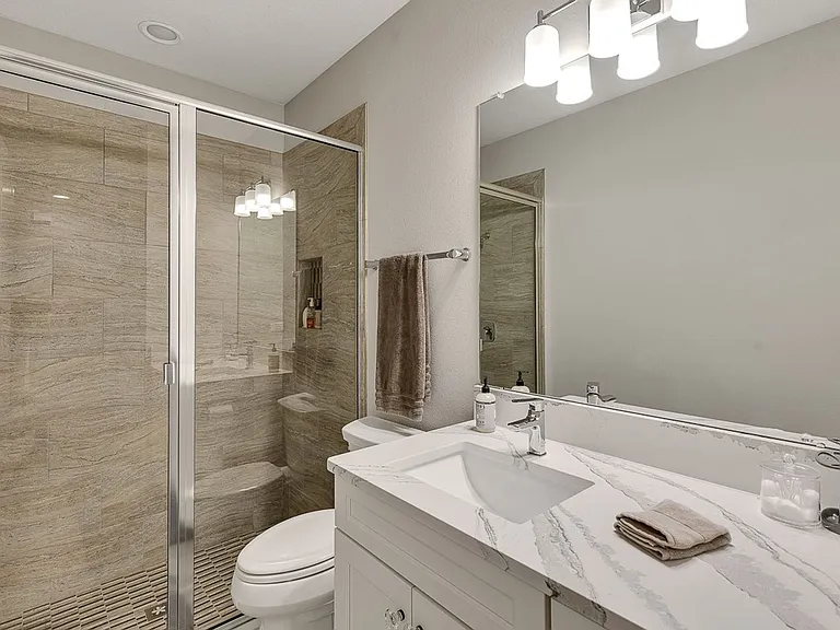 3215 W De Leon St #5 — Photo 11