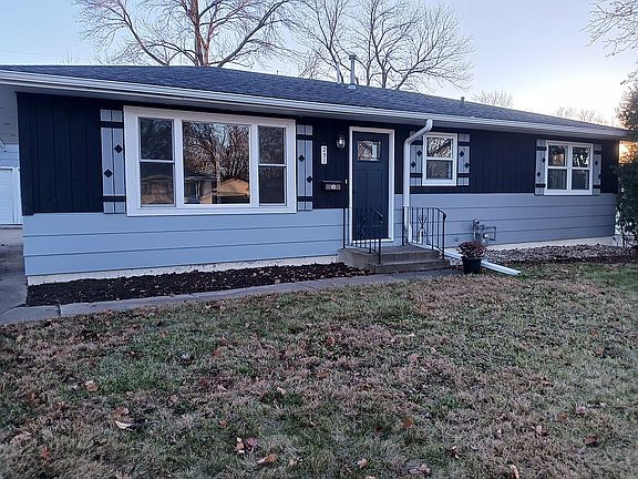 Front of home 231 13th St NE