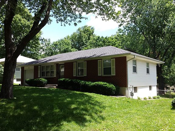 2nd image of 4817 Evanston Ave