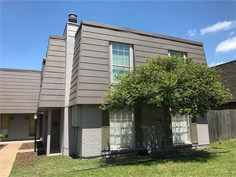 3629 Rickshaw Dr — Photo 2