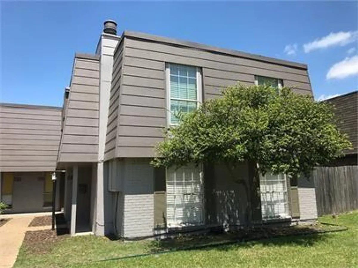 Building Photo - 3629 Rickshaw Dr