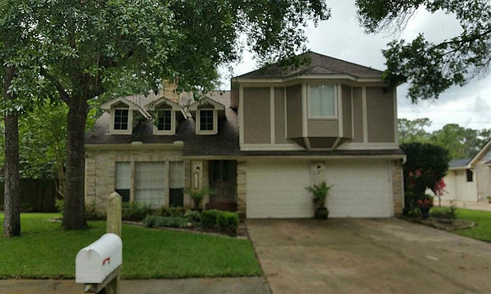 1st image of 11823 Park Creek Dr
