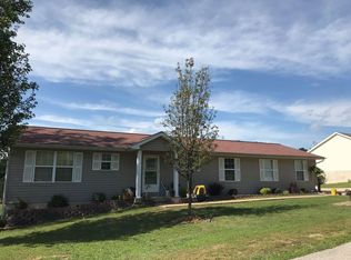 5819 Valley View Dr, House Springs, MO