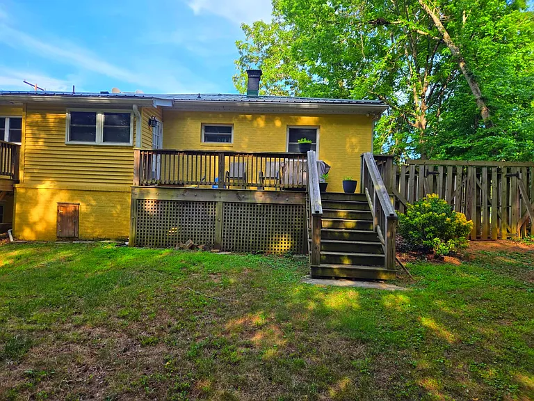 302 W Hill Ave S #302 — Photo 3