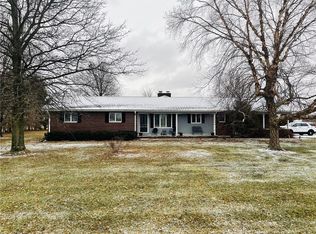 3860 N 400th Rd, Mason, IL 62443