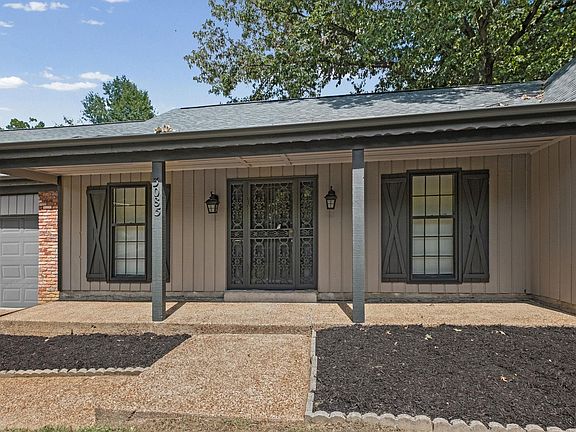 4th image of 3085 Circle Gate Dr