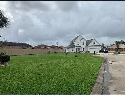 4th image of 224 Mae Dr