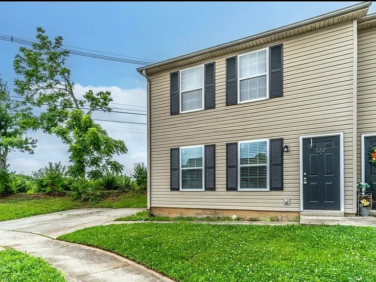 322 Santa Anita Ct — Photo 1