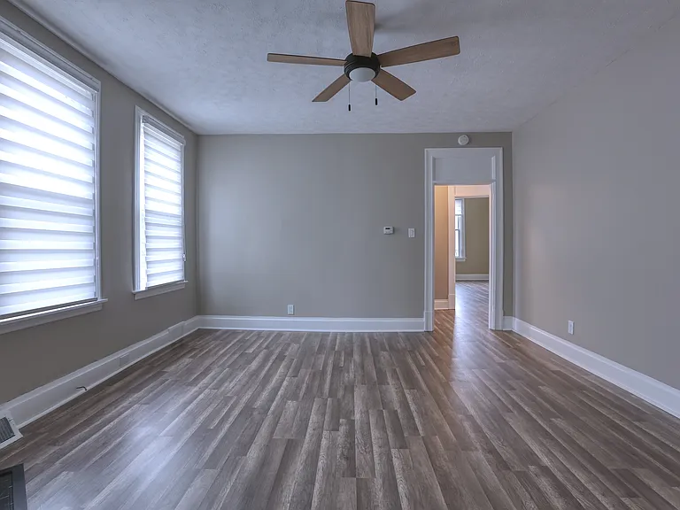 403 Wall Ave #AVENUE2 — Photo 20