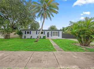 1320 NE 210th Ter, Miami, FL 33179