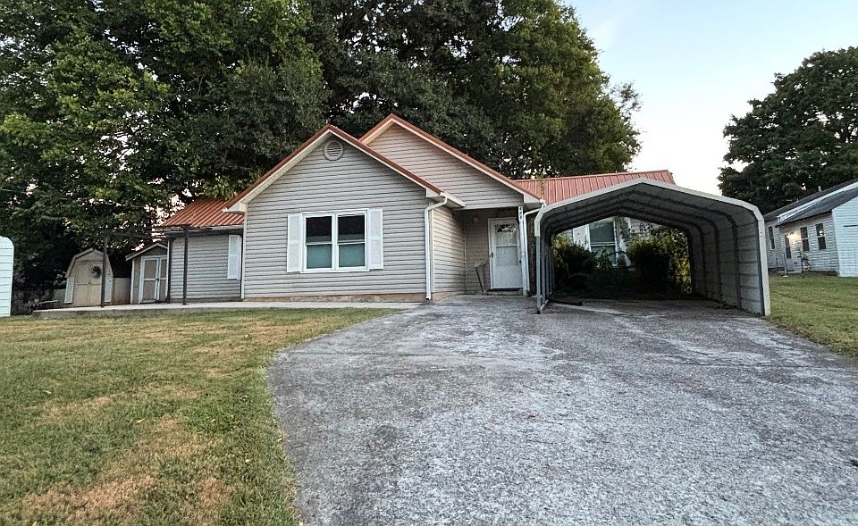 1st image of 405 Beardshire St