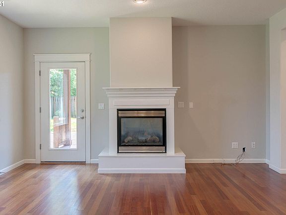 5th image of 8905 NE 106th Cir