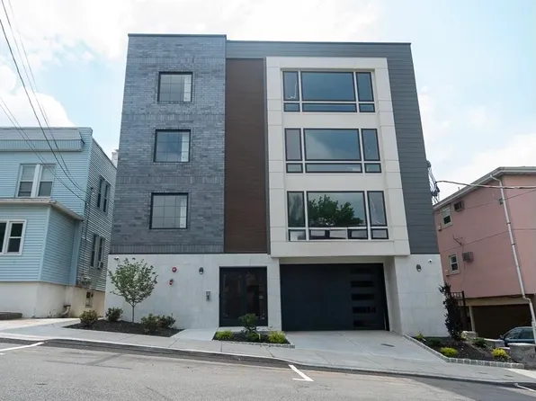 1209 26th Street image 1 of 28