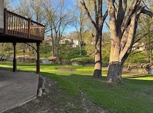 315 Rice Creek Ter NE, Fridley, MN 55432