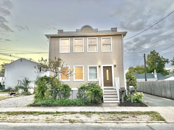 261 South Cherry Street, Wallingford, CT 06492