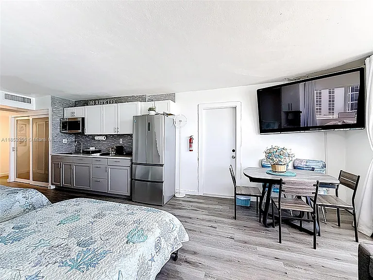 19201 Collins Ave #610 — Photo 20