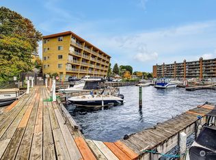 9520 Rainier Ave S APT 504, Seattle, WA