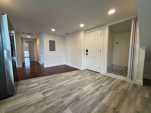 5th image of 4 Appleton St APT D