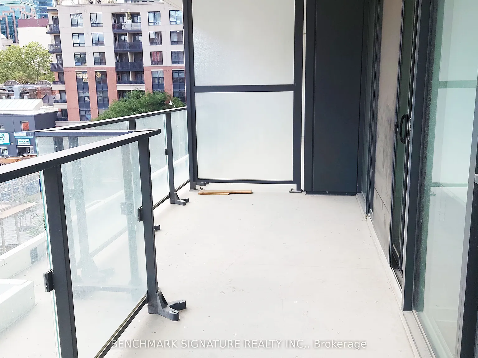 2 bed, $2,400 — Photo 4