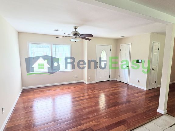 4th image of 3129 Woodbaugh Dr