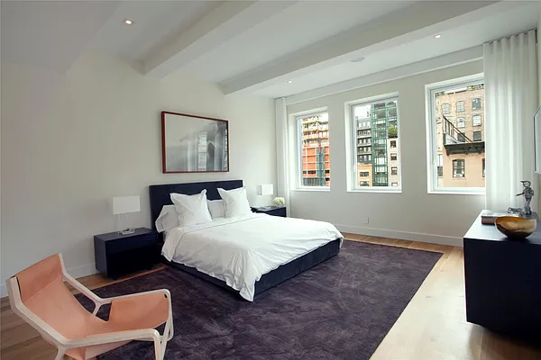 Sold by Douglas Elliman | media 22