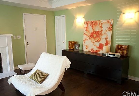 3rd image of 4612 Denny Ave