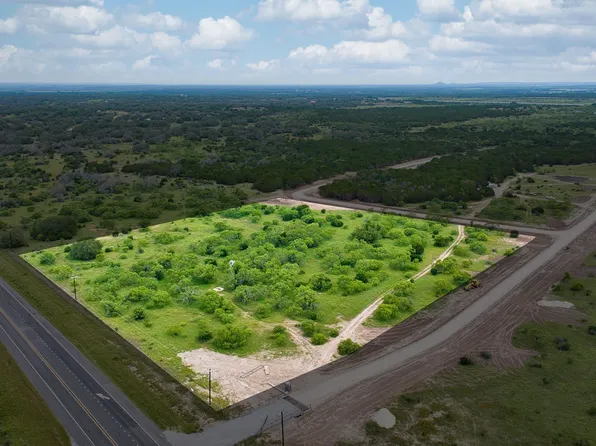 Lot 8,  5060 W Hwy 190, Lometa, TX 78653-0000
