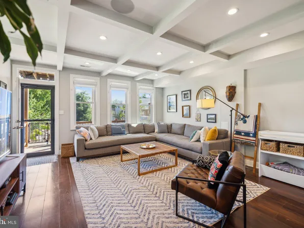 619 16th St NE #Penthouse B, Washington, DC 20002