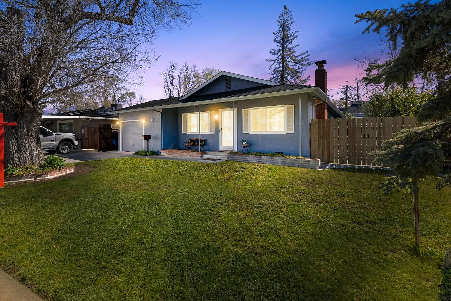 71 Olive Way photo 1