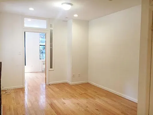 Rented by Best Apartments North Inc | media 30