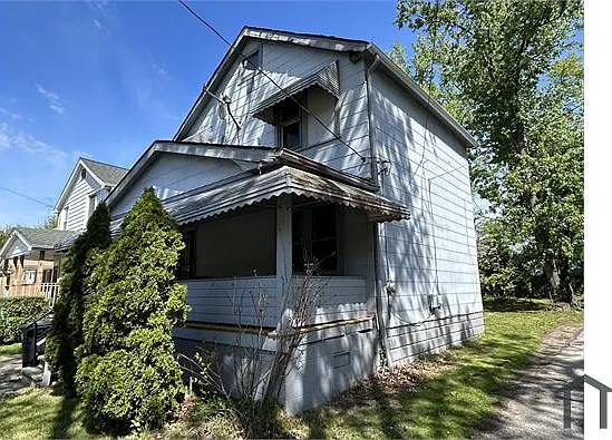9535 Nelson Ave — Photo 40