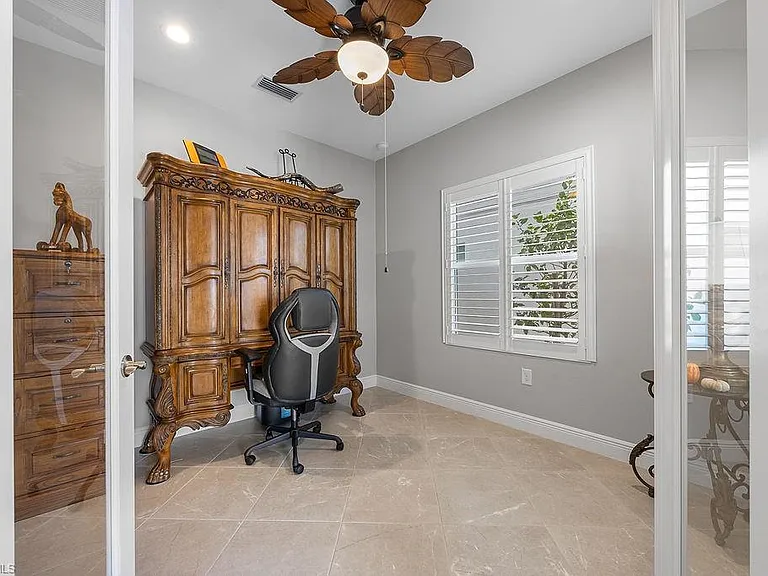 4584 Centaurus Cir — Photo 17