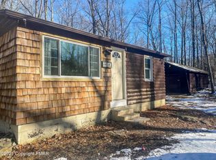 437 Daffodil Rd, East Stroudsburg, PA 18302