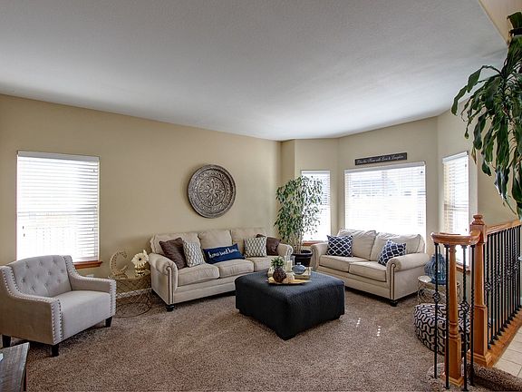 4th image of 12067 W Coal Mine Dr