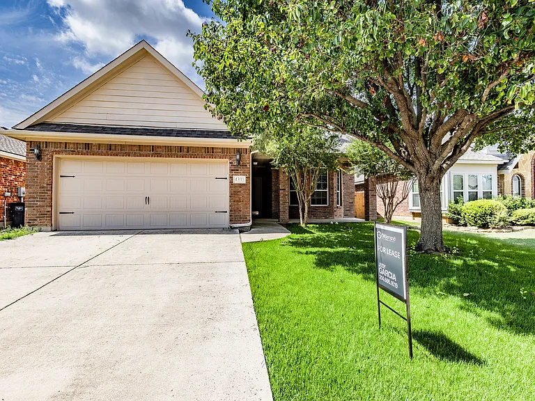 4333 Summersweet Ln — Photo 29