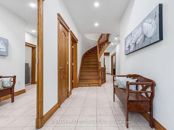 2nd image of 152 Evans Ave