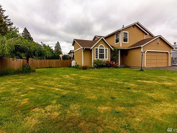 3rd image of 12103 2nd Avenue Ct E