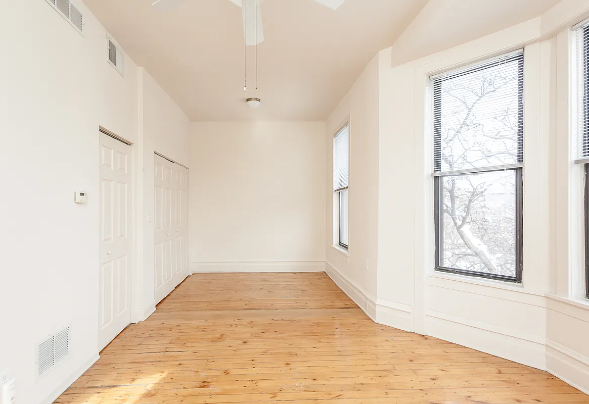 1726 N Orchard St — Photo 2