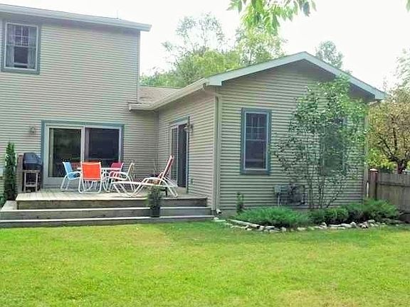 3rd image of 09025 N Pointe Woods Dr