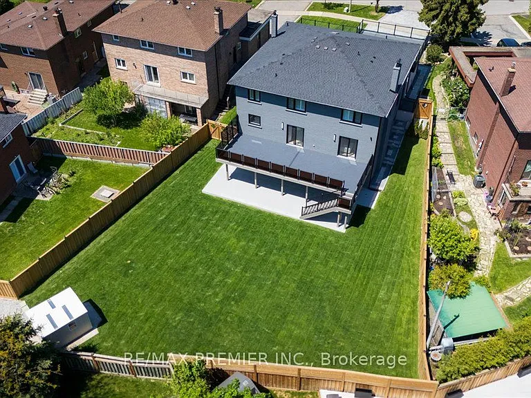 157 Jeanne Dr — Photo 47
