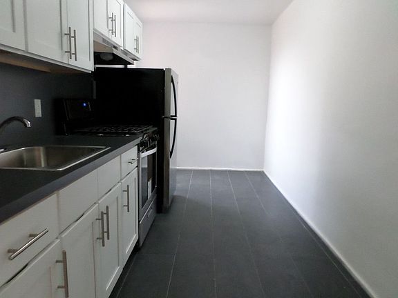 4th image of 6390 Austin St #3D