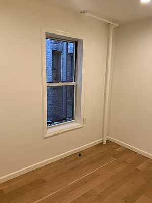 Rented by Skyline Realty LLC II | media 10