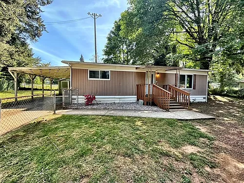 3985 NW Dyes Inlet Ln Photo 1